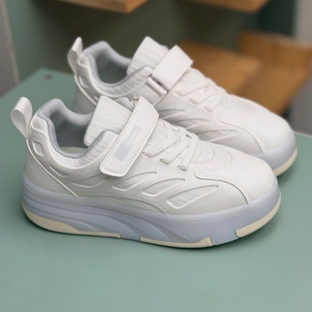 خرید اینترنتی قیمت کتونی بچگانه اسکیتی چراغدار چسبی از Kids کد 4080504