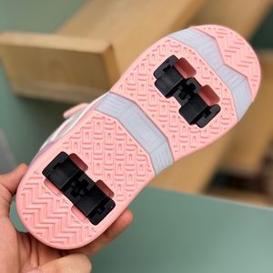 خرید اینترنتی قیمت کتونی بچگانه اسکیتی چراغدار چسبی از Kids کد 4080504