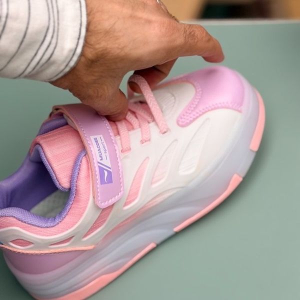 کتونی بچگانه اسکیتی چراغدار چسبی از Kids کد 4080504