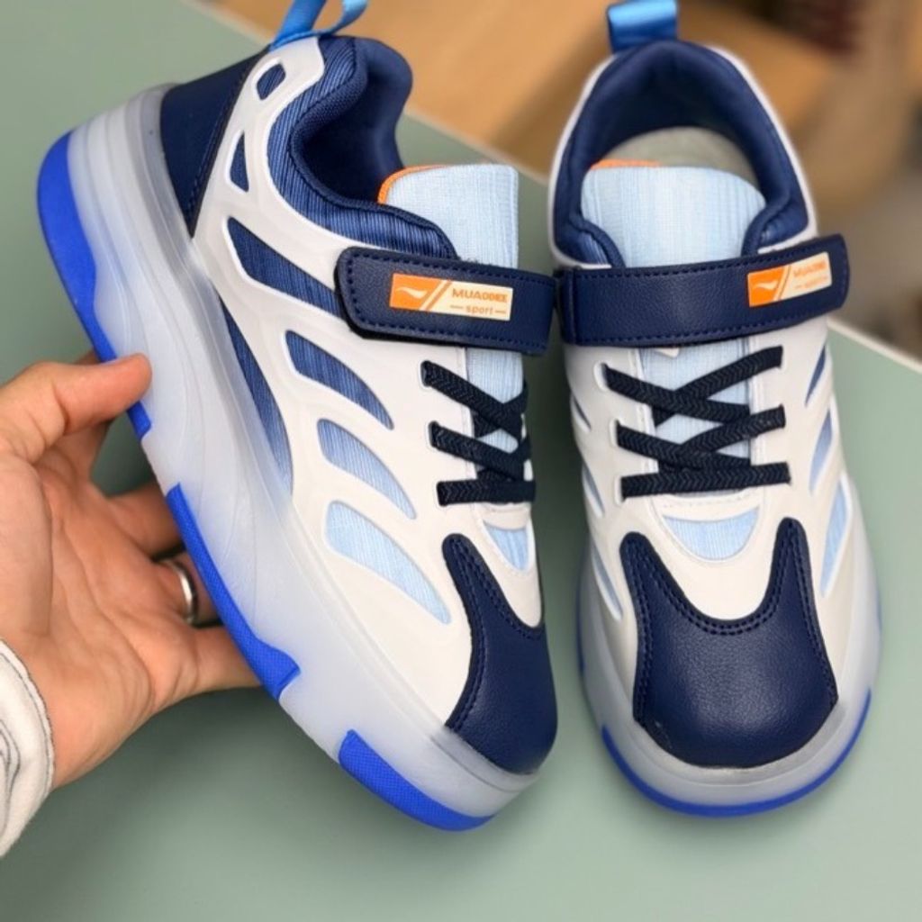 قیمت کتونی بچگانه اسکیتی چراغدار چسبی از Kids کد 4080504