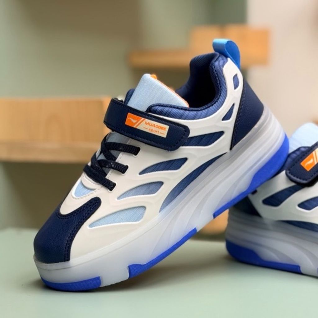 قیمت کتونی بچگانه اسکیتی چراغدار چسبی از Kids کد 4080504