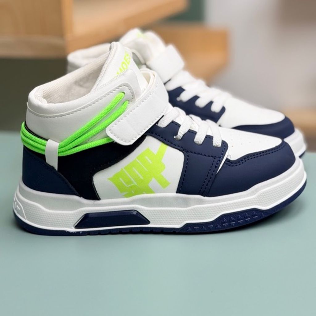 خرید اینترنتی قیمت کتونی بچگانه نیمساق طرح پشت بند از Kshoes کد 4080506