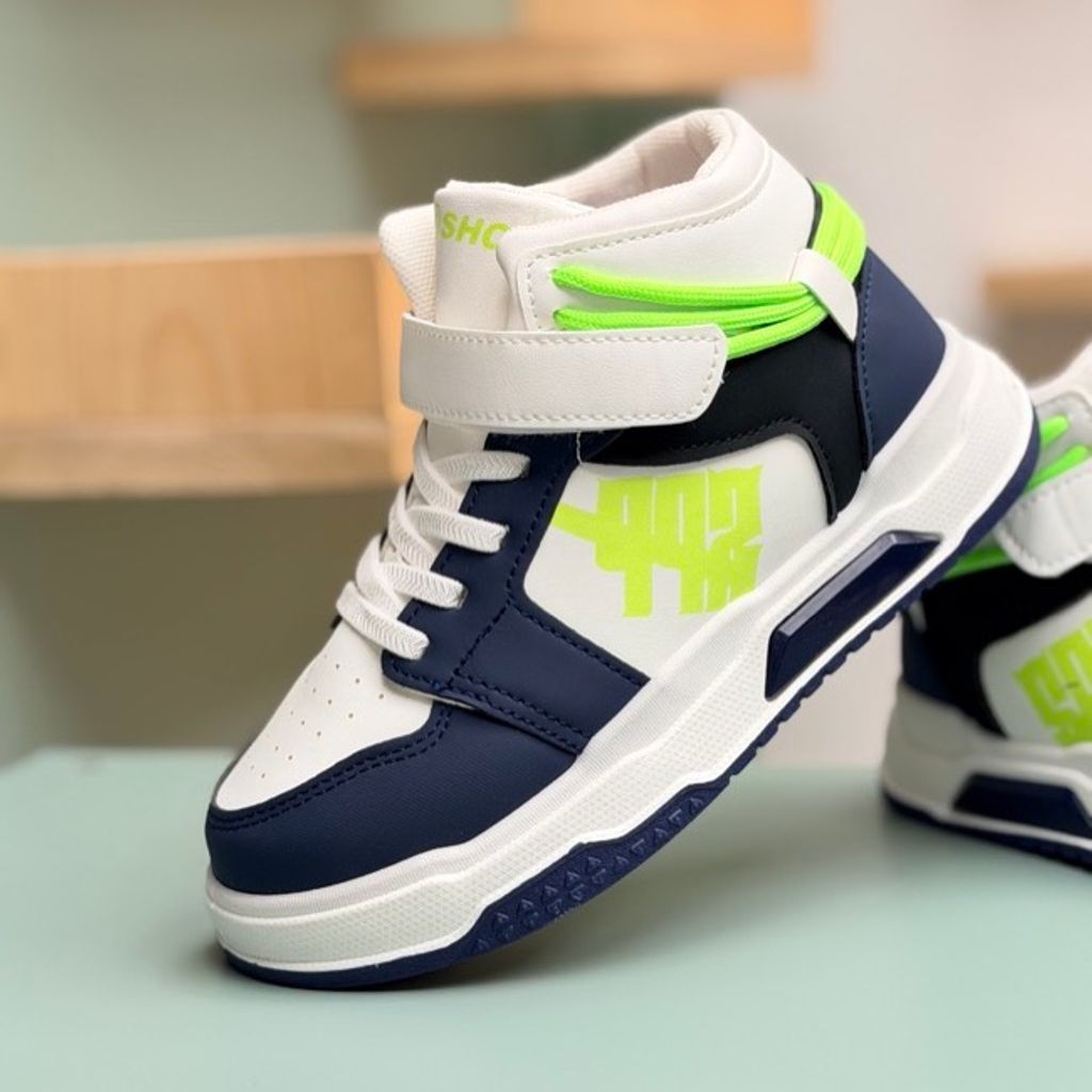 خرید اینترنتی قیمت کتونی بچگانه نیمساق طرح پشت بند از Kshoes کد 4080506