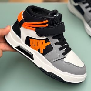 خرید اینترنتی قیمت کتونی بچگانه نیمساق طرح پشت بند از Kshoes کد 4080506