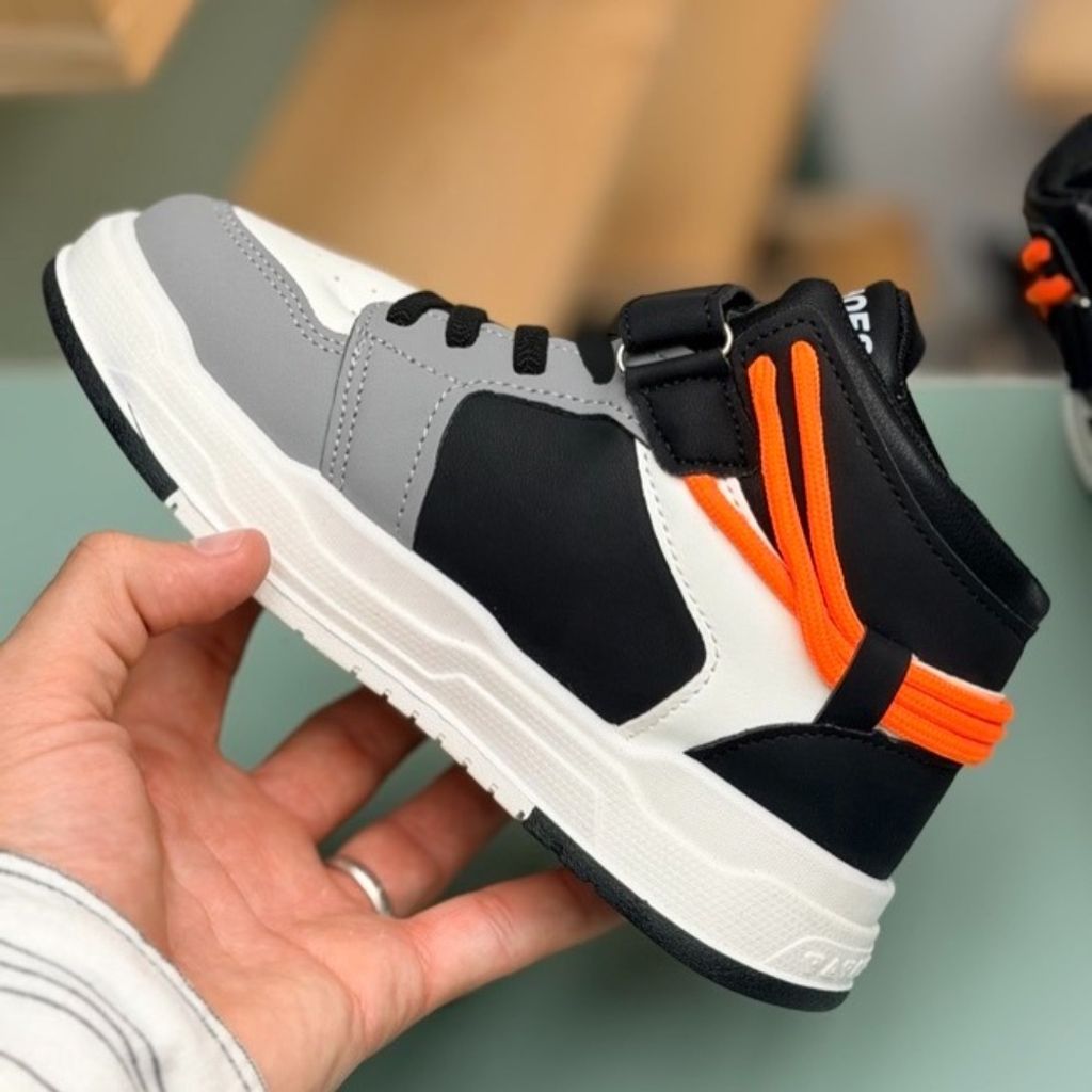 خرید انلاین کتونی بچگانه نیمساق طرح پشت بند از Kshoes کد 4080506