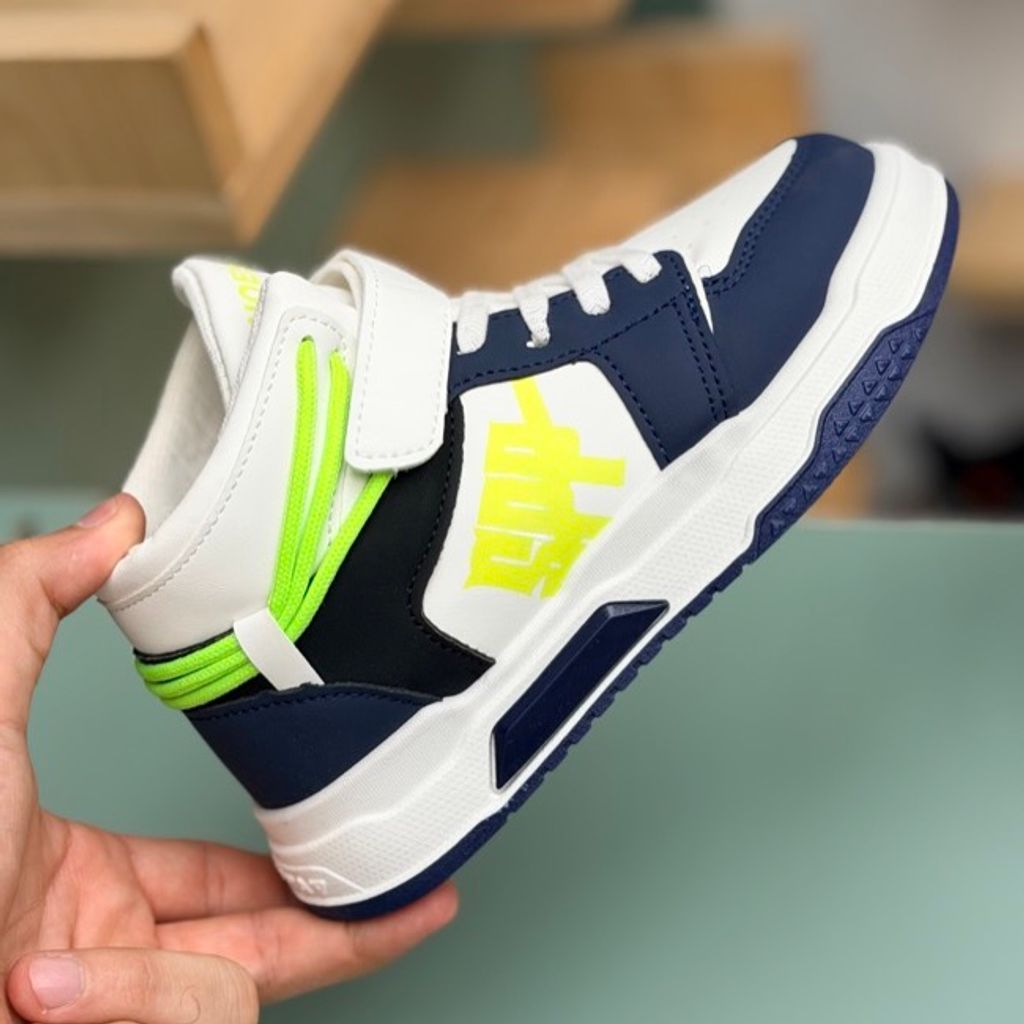 خرید اینترنتی قیمت کتونی بچگانه نیمساق طرح پشت بند از Kshoes کد 4080506