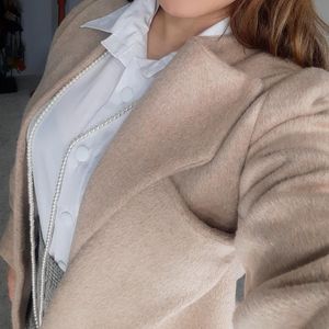 خرید اینترنتی پالتو زنانه کوتاه موهری کرم