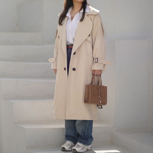 بارونی استخونی بلند زنانه