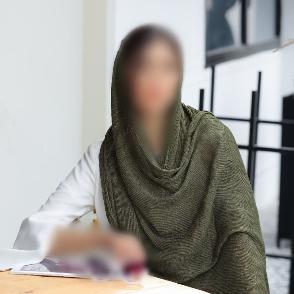 خرید اینترنتی شال پلیسه برشکا دور ریش لمه دار با منگوله های ظریف