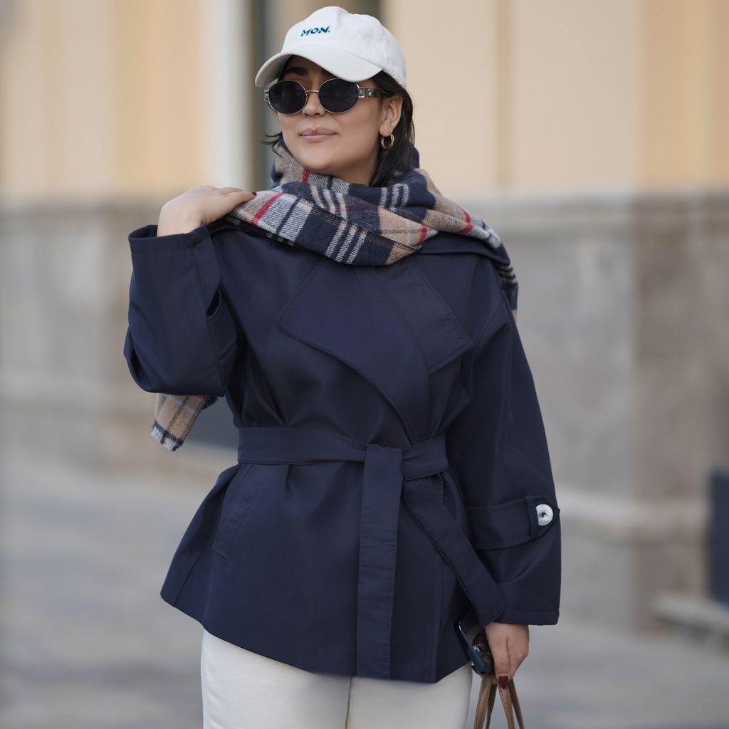 فروش اینترنتی بارونی کوتاه سرمه ایی