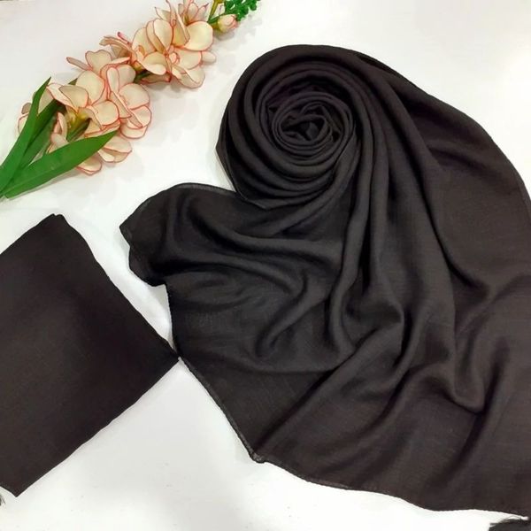 روسری مشکی لنین منگوله دار قواره 130 سانتی