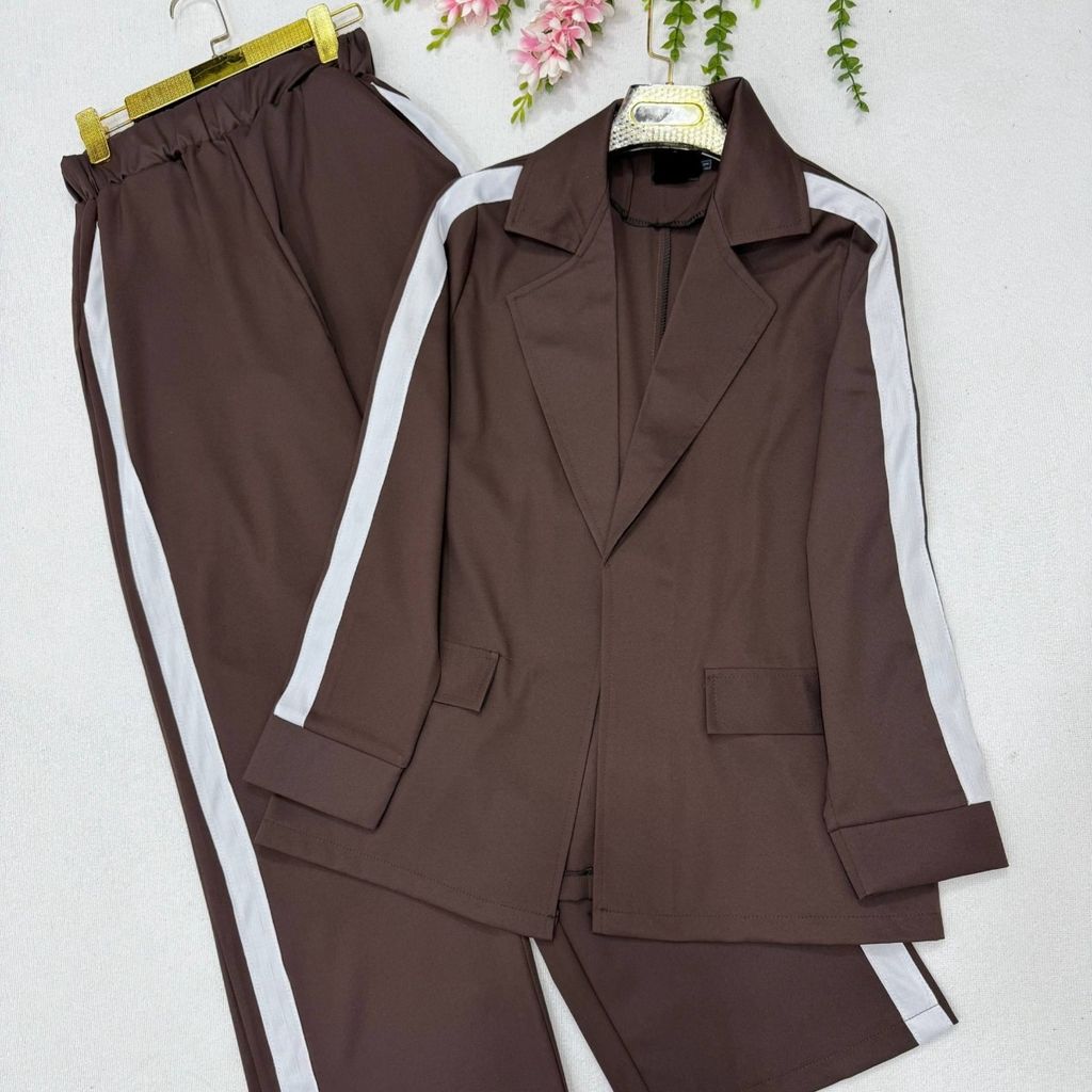 مشخصات مانتو شلوار چیترا