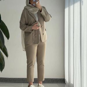 فروش اینترنتی ست کت شلوار مزونی ماه