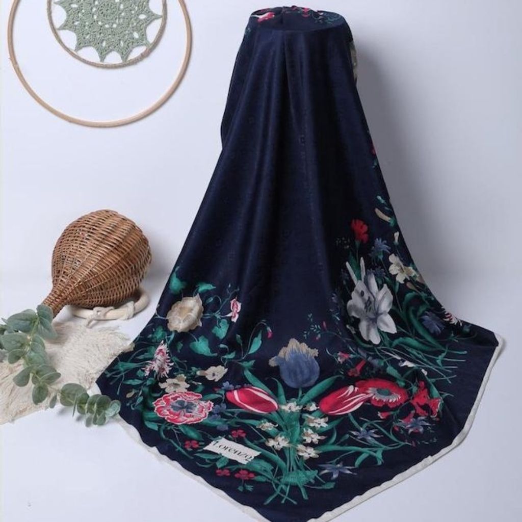 قیمت ارزان روسری ابریشم ژاکارد دور دست دوز قواره 110 مجلسی