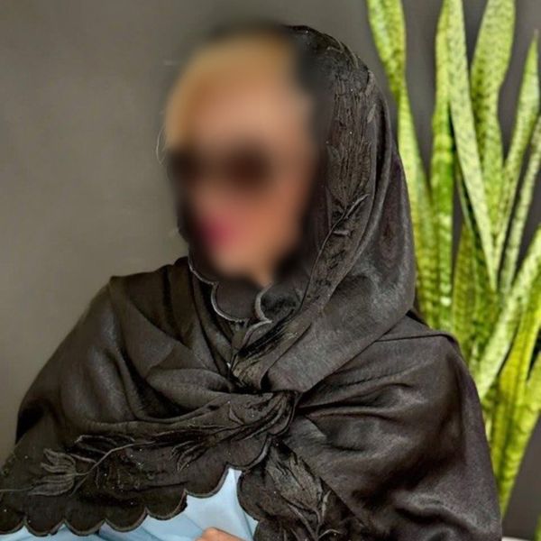 شال ابریشم کوپرا گلدوزی شده مشکی مجلسی