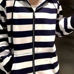 هودی جلو زیپ