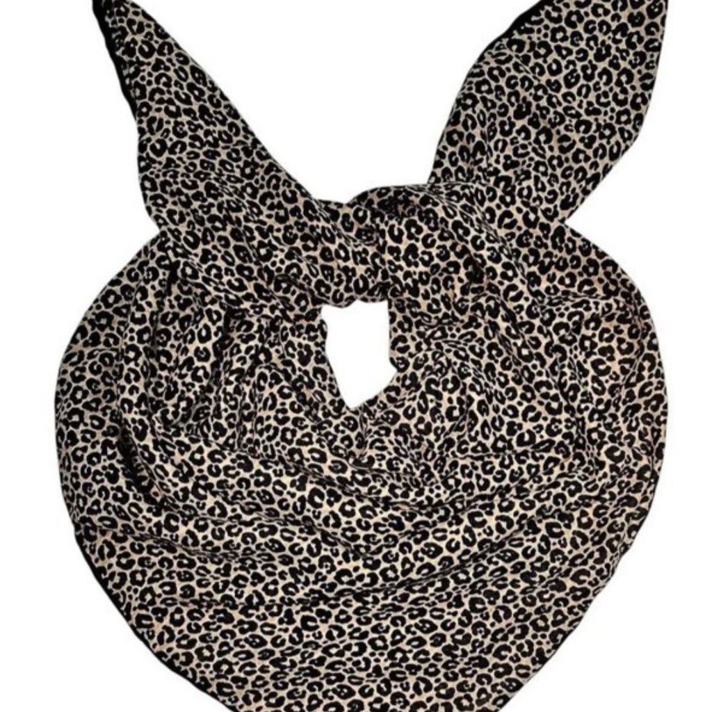 خرید آنلاین روسری نخ ژاکارد چهارفصل قواره 95 سانت