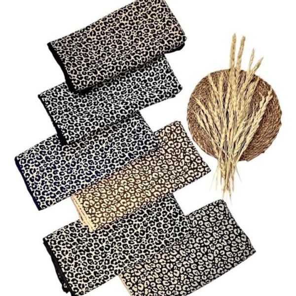 روسری نخ ژاکارد چهارفصل قواره 95 سانت