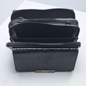 مشخصات کیف پاسپورتی زنانه طرح کروکدیل