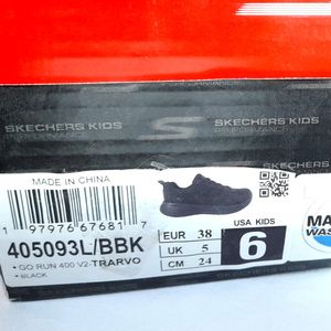 فروش اینترنتی کفش رانینگ و پیاده روی زنانه اسکچرز Go Run 400 V2 اورجینال