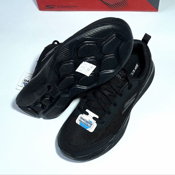 کفش رانینگ و پیاده روی زنانه اسکچرز Go Run 400 V2 اورجینال