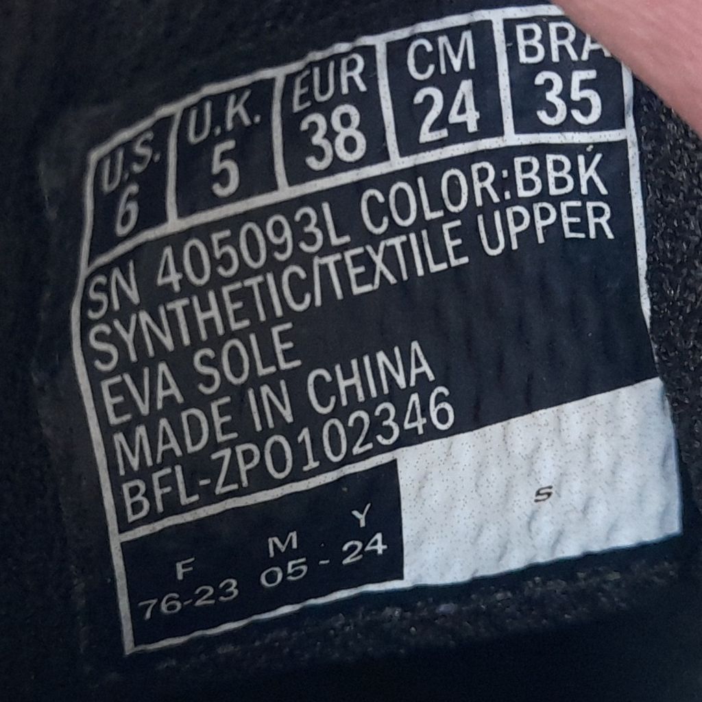 مشخصات کفش رانینگ و پیاده روی زنانه اسکچرز Go Run 400 V2 اورجینال