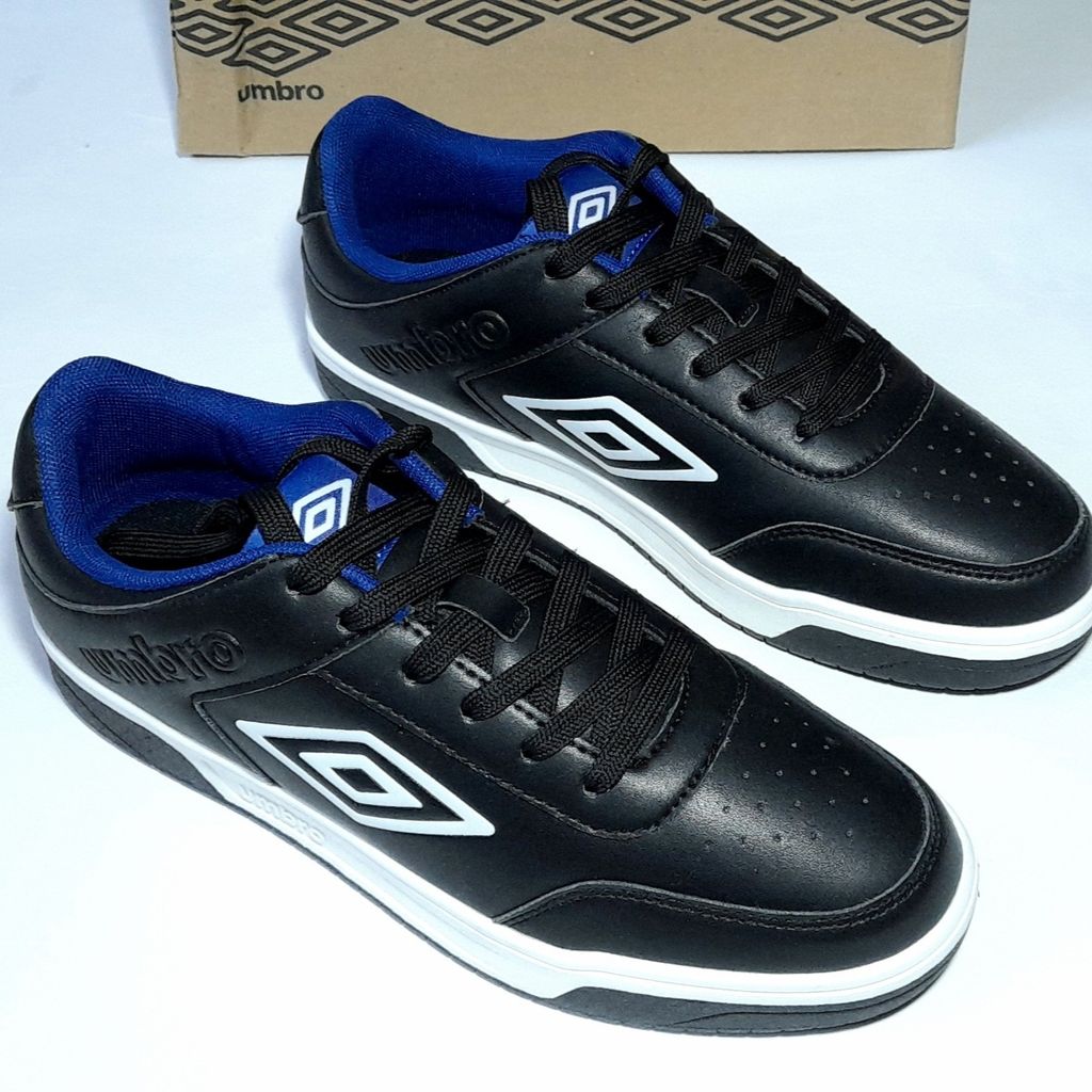 مشخصات کتونی مردانه آمبرو اورجینال Umbro Hatton