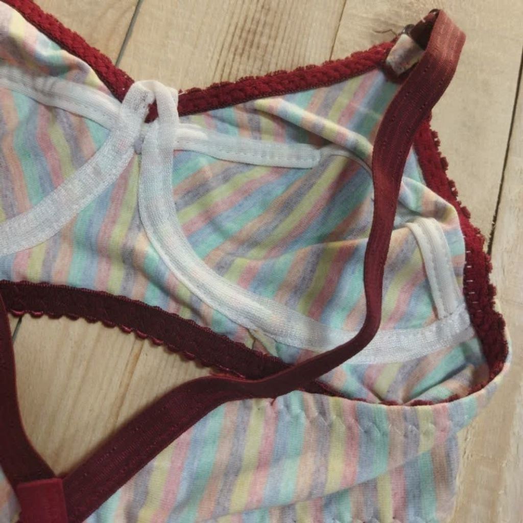 خرید آنلاین سوتین نخی رنگین کمانی دخترانه st65t