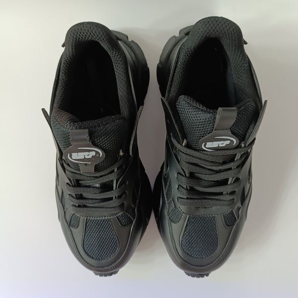 کتونی مردانه چانکی برشکا تمام مشکی