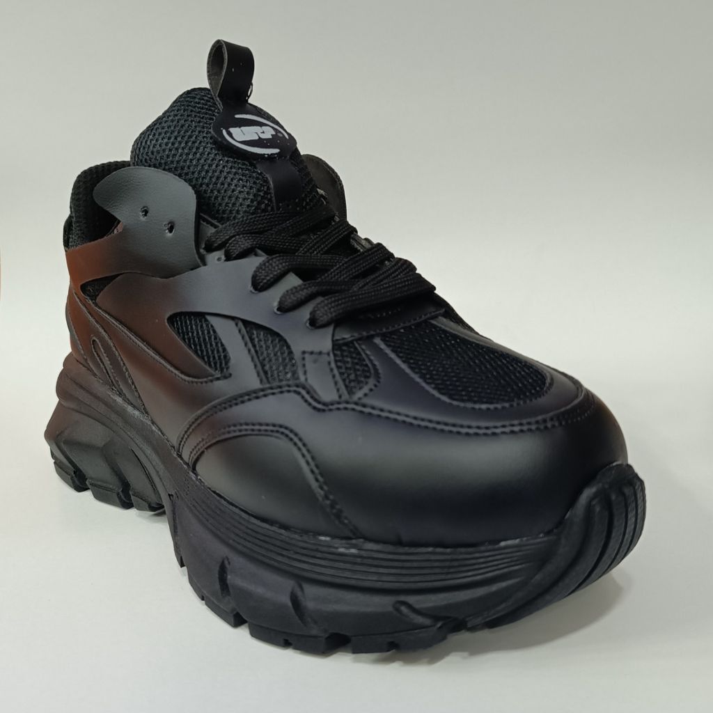 فروش اینترنتی کتونی مردانه چانکی برشکا تمام مشکی