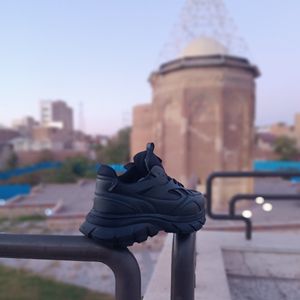 خرید آنلاین کتونی مردانه چانکی برشکا تمام مشکی