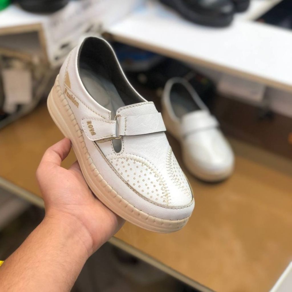 مشخصات کفش طبی چرم زنانه چسبی رنگ سفید