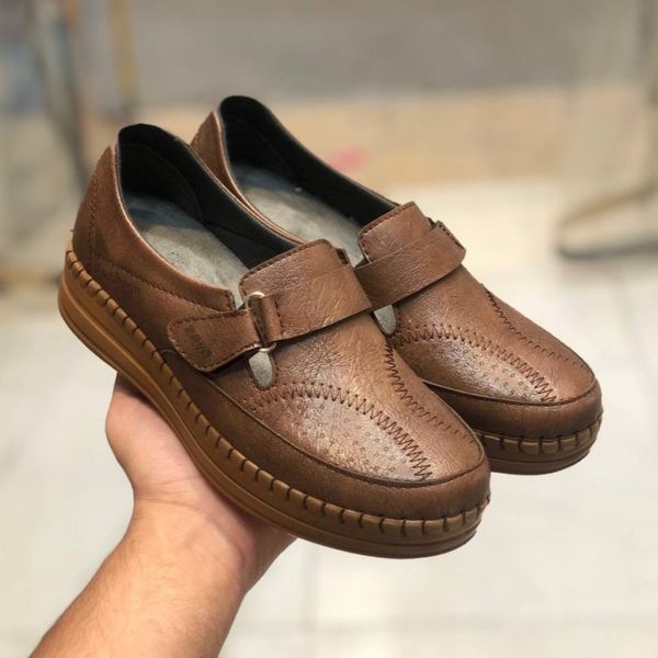 کفش طبی چرم زنانه چسبی رنگ گردویی