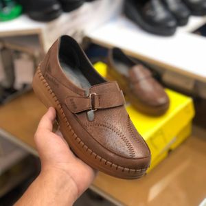 قیمت کفش طبی چرم زنانه چسبی رنگ گردویی