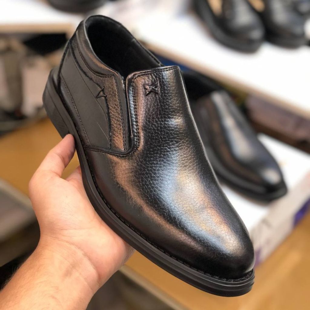 قیمت ارزان کفش چرم مردانه مجلسی مدل رخشی رنگ مشکی