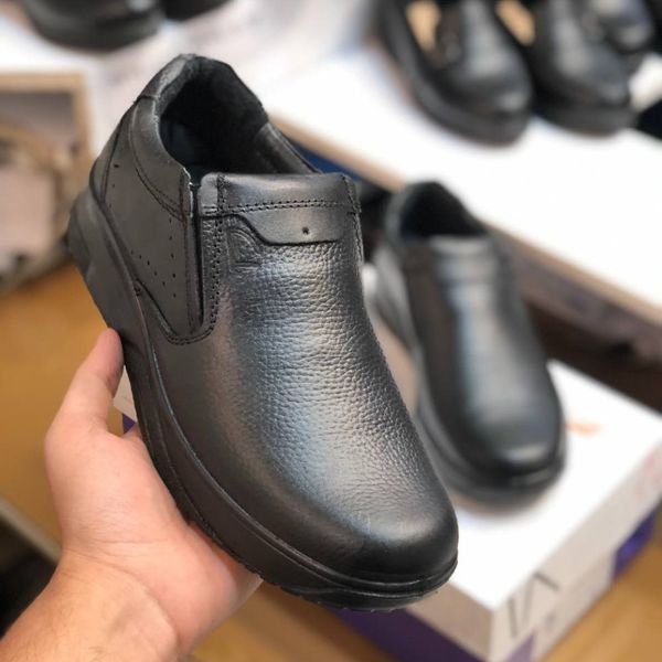 کفش چرم طبی مردانه طرح کلارک رخشی مشکی