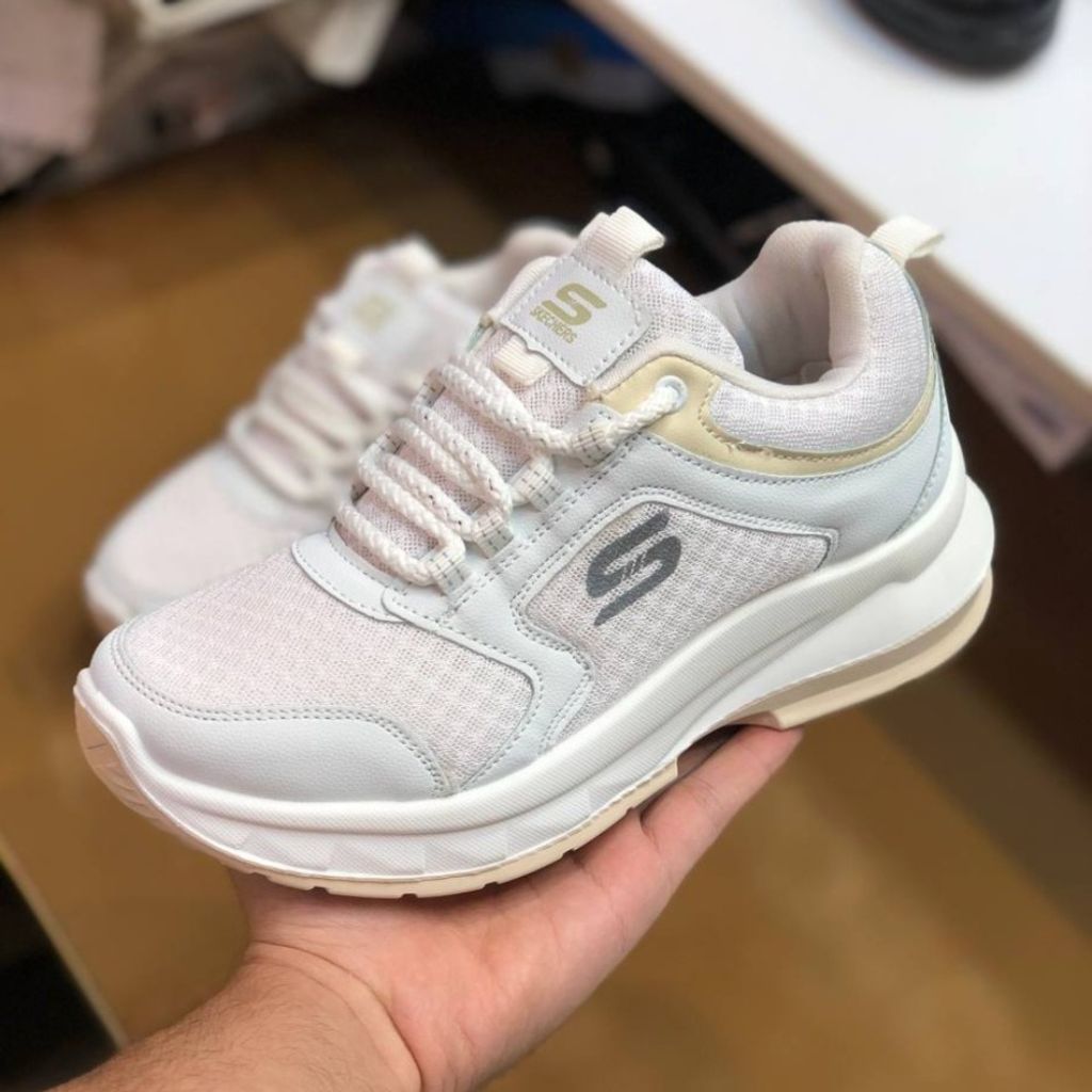 مشخصات کفش اسکیچرز زنانه سفید برند رامیلا