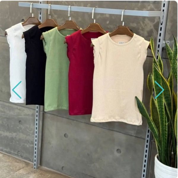 کراپ آستین‌کوتاه کرکره‌ای