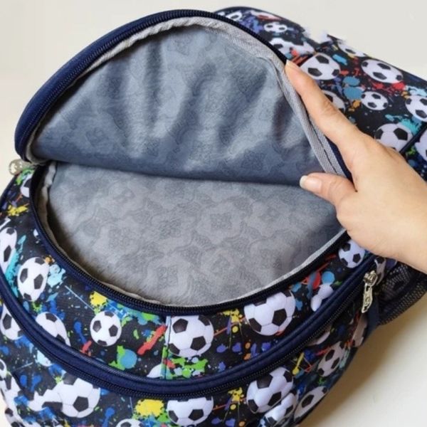 کوله پشتی پسرانه مدرسه طرح توپ فوتبال