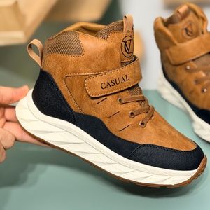 خرید اینترنتی قیمت کتونی بچگانه نیم ساق طرح کژوال از AMG کد 4080701