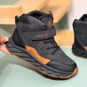 مشخصات کتونی بچگانه نیم ساق طرح کژوال از AMG کد 4080701