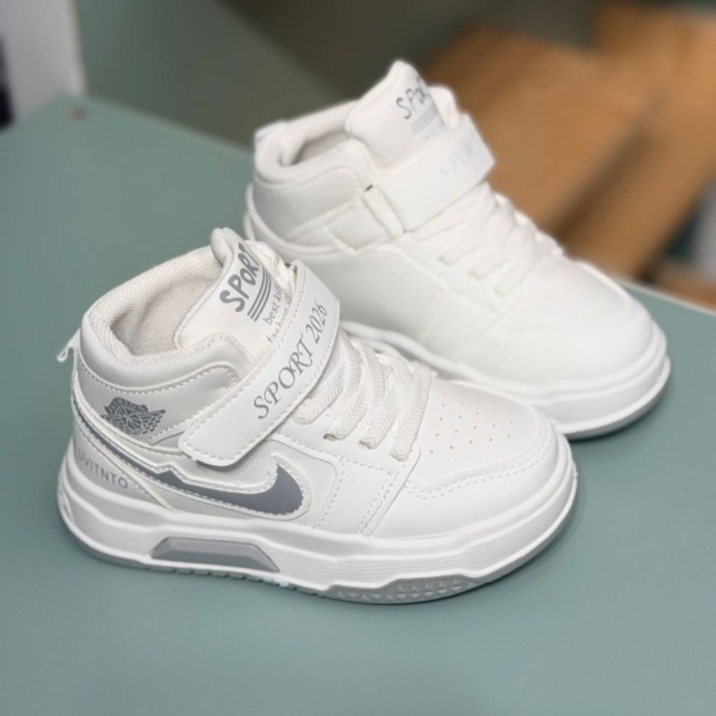 خرید آنلاین کتونی بچگانه نیمساق طرح نایک جردن از Toobaco کد 4080702