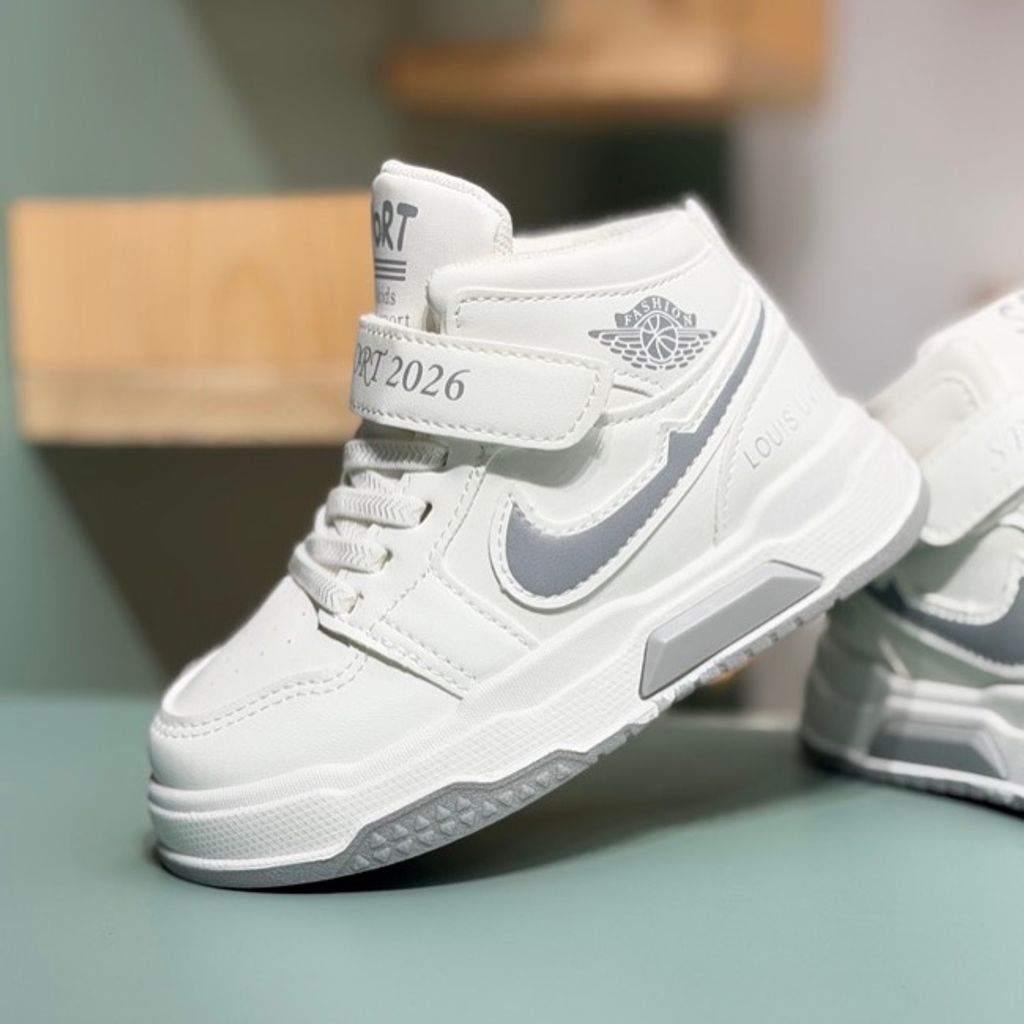 خرید اینترنتی قیمت کتونی بچگانه نیمساق طرح نایک جردن از Toobaco کد 4080702