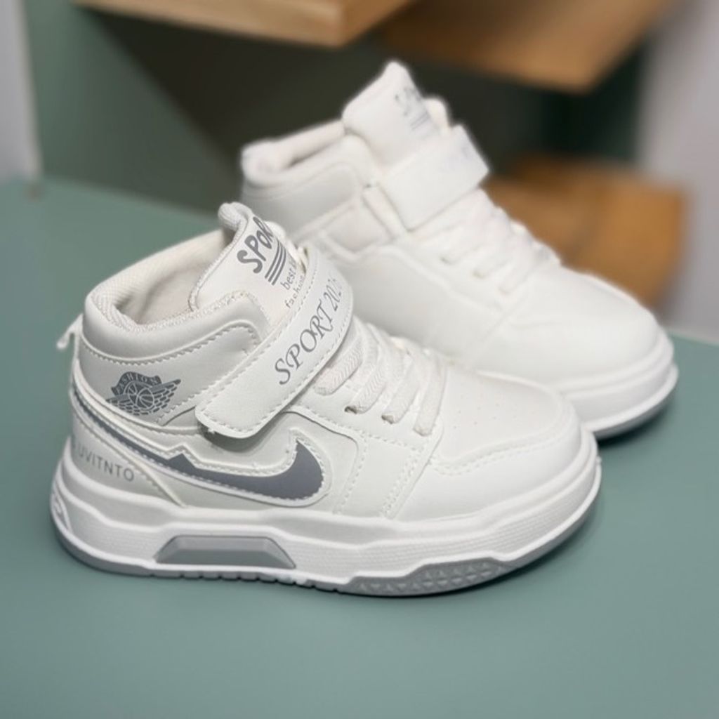 خرید اینترنتی قیمت کتونی بچگانه نیمساق طرح نایک جردن از Toobaco کد 4080702