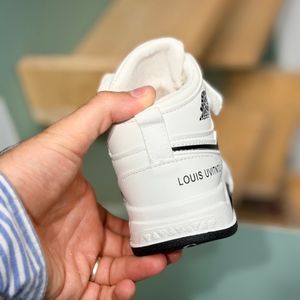 خرید اینترنتی قیمت کتونی بچگانه نیمساق طرح نایک جردن از Toobaco کد 4080702