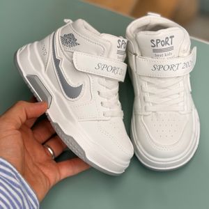 خرید اینترنتی قیمت کتونی بچگانه نیمساق طرح نایک جردن از Toobaco کد 4080702