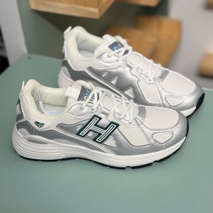 خرید اینترنتی قیمت کتونی بچگانه طرح H توری از Trip کد 4080703