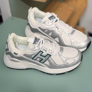 خرید آنلاین کتونی بچگانه طرح H توری از Trip کد 4080703