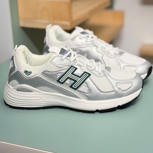 خرید اینترنتی قیمت کتونی بچگانه طرح H توری از Trip کد 4080703