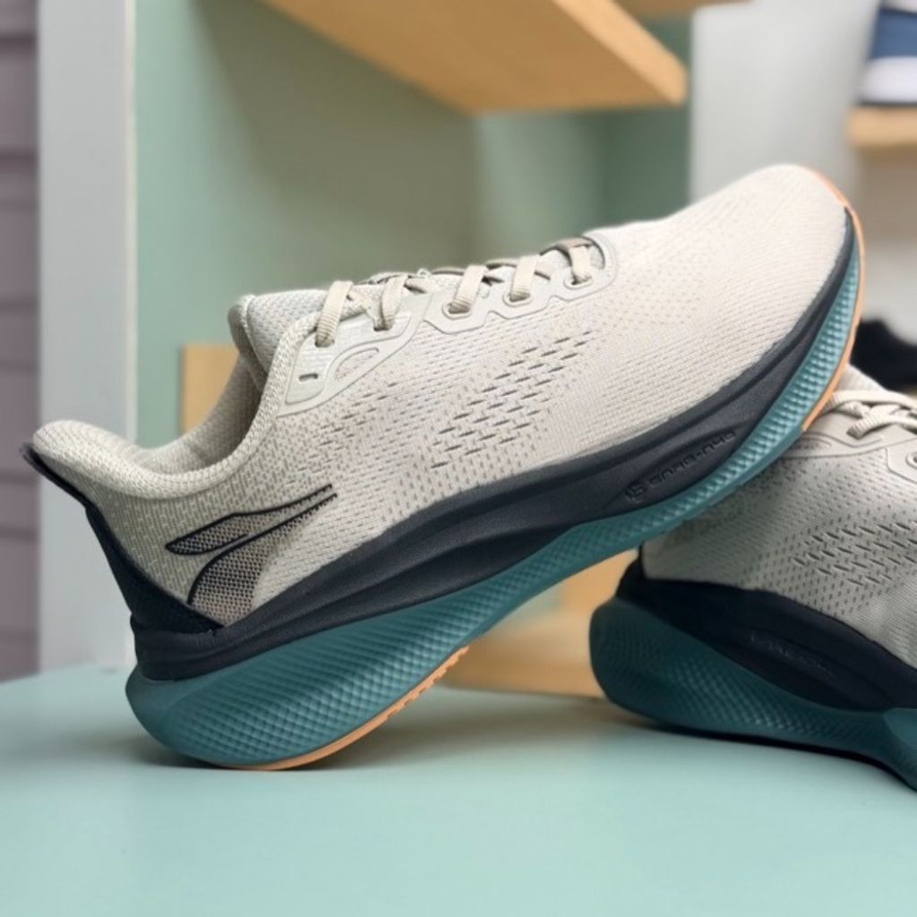 فروش اینترنتی کتونی اورجینال Running برند 361 کد 4080808